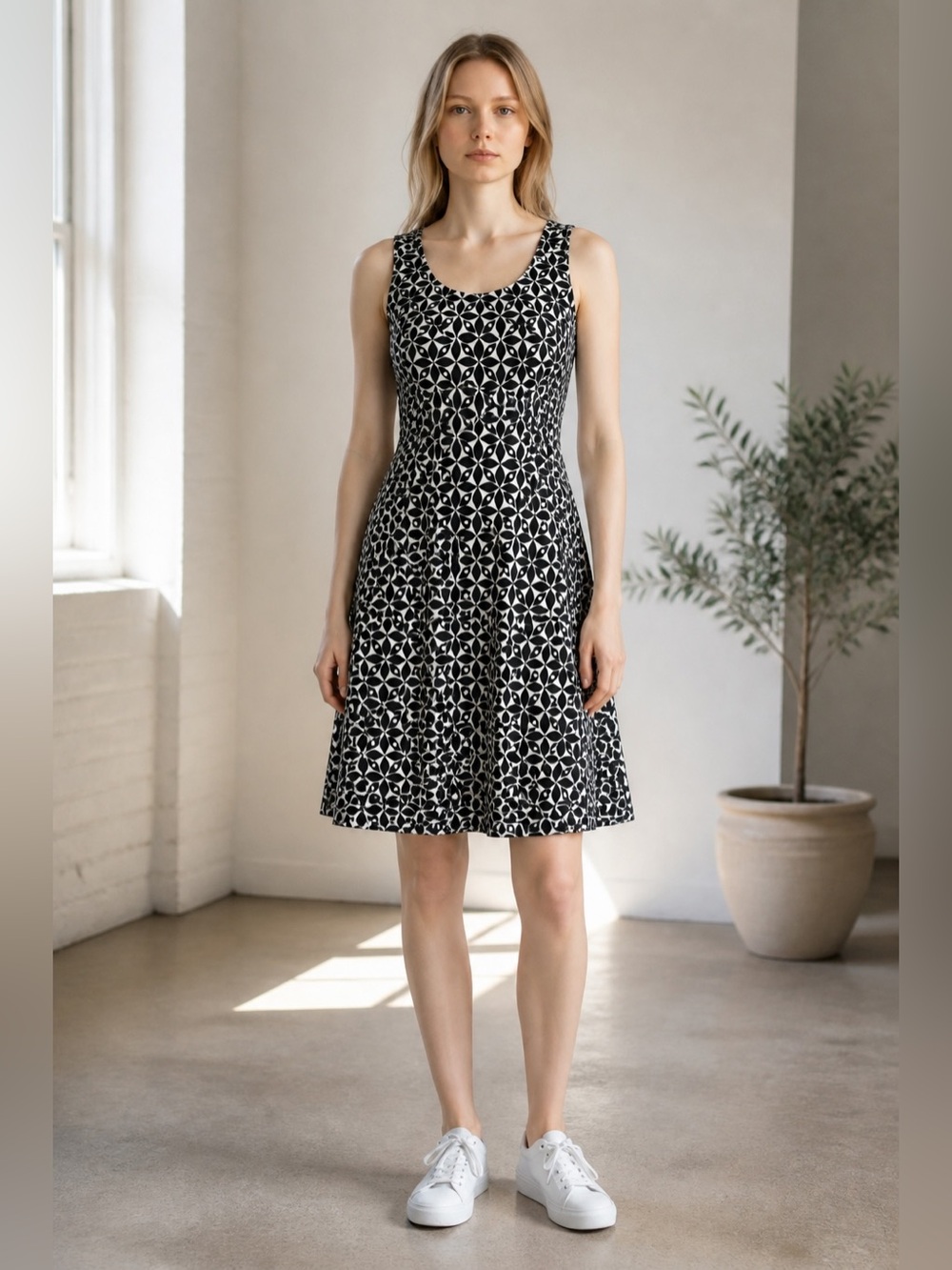 Size S Southwind Apparel black/white geometric racerback dress